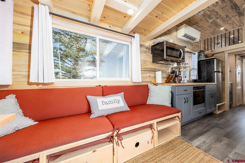 22130 6850 Road Property Photo 4