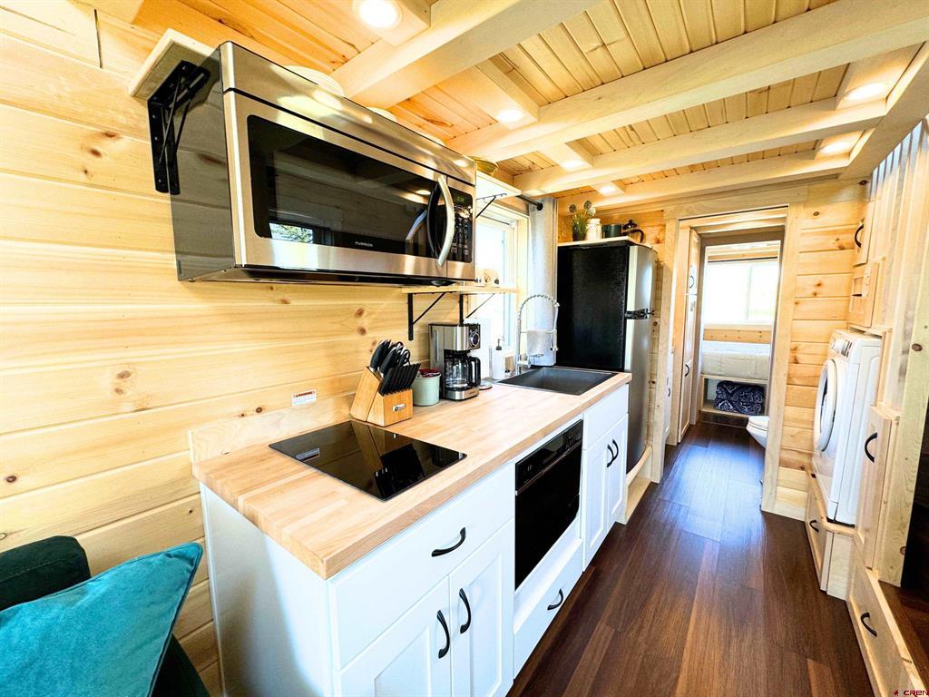 22130 6850 Road Property Photo 5