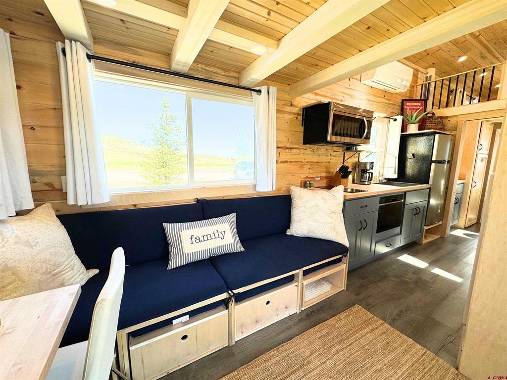 22130 6850 Road Property Photo 4