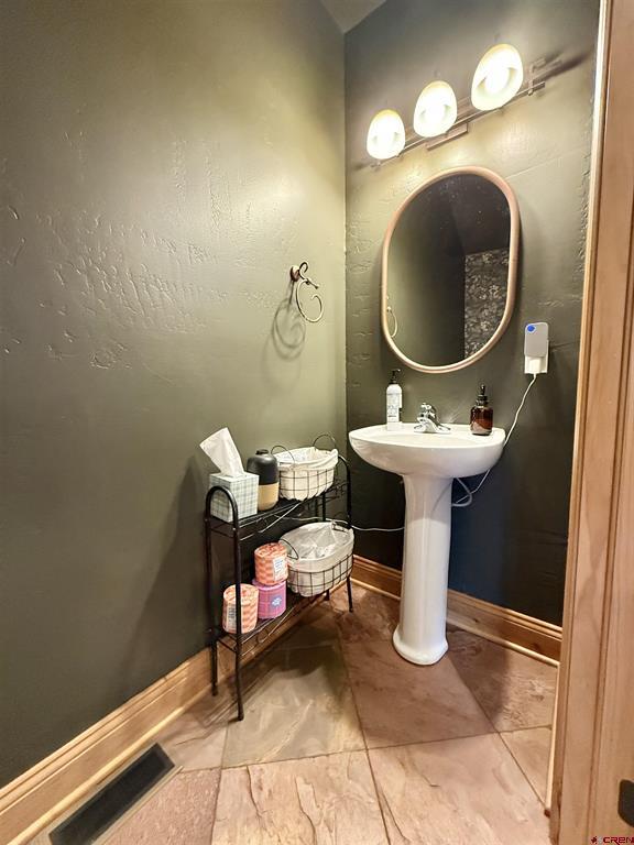 2855 Main Avenue Property Photo 22