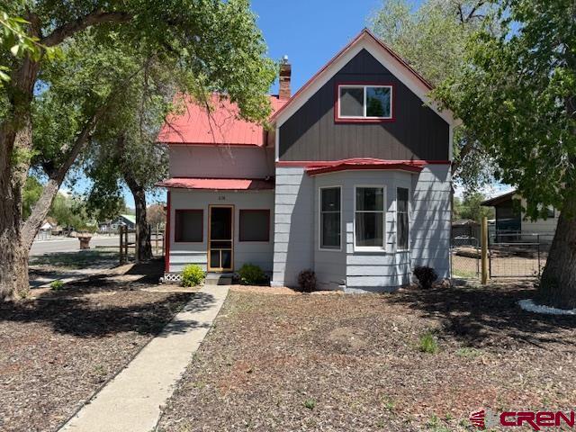 638 N Cascade Avenue Property Photo 1