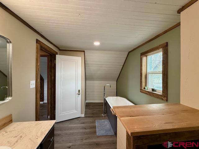 638 N Cascade Avenue Property Photo 30