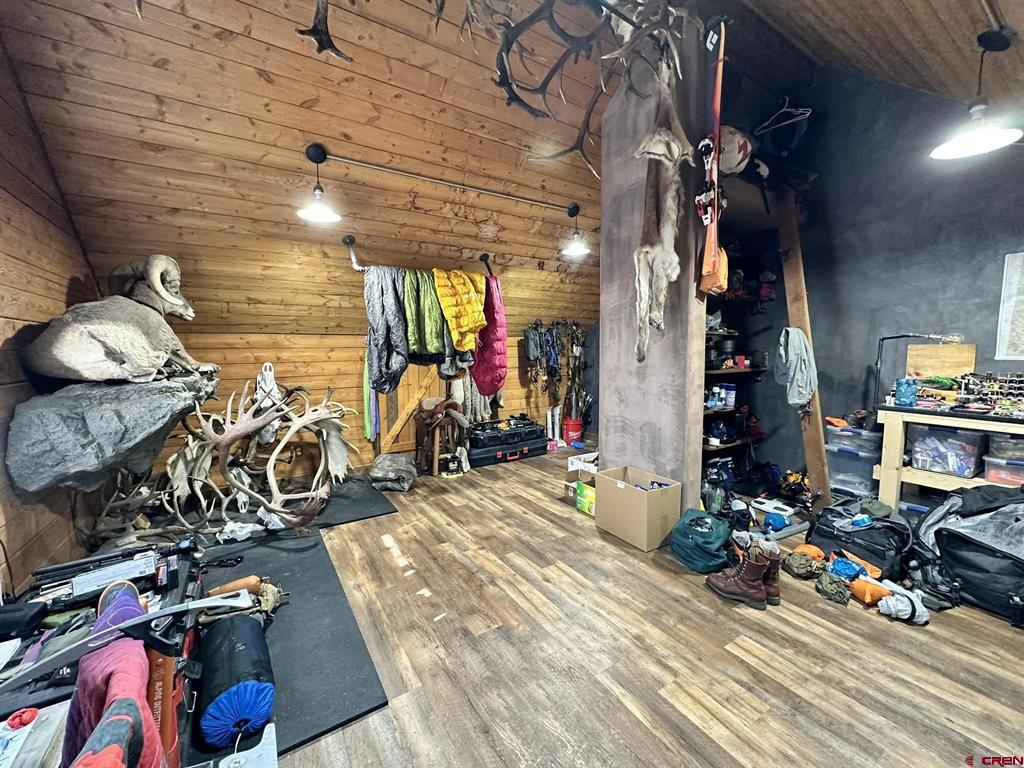 1415 And 1425 N Highway 149 Property Photo 28