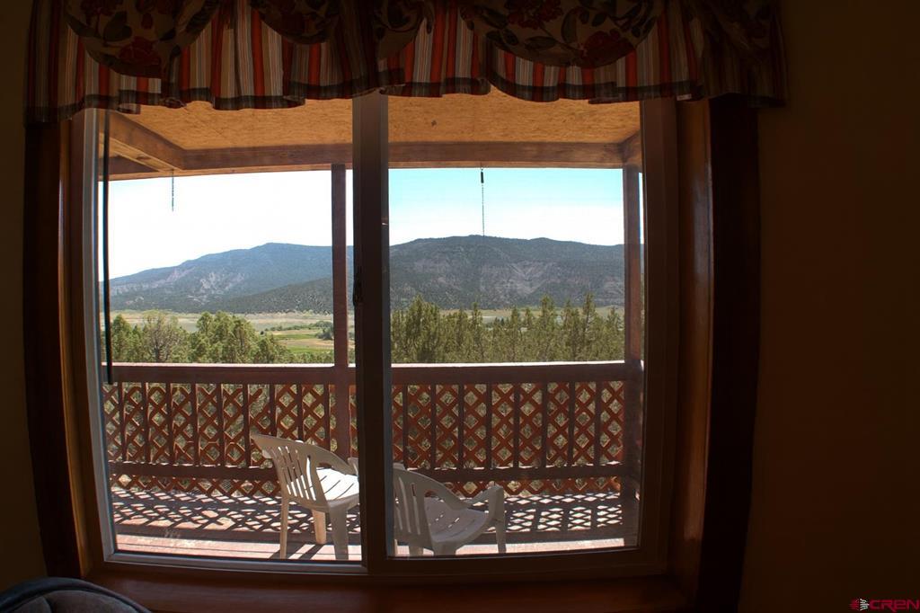 94 Eagles Place Property Photo 27