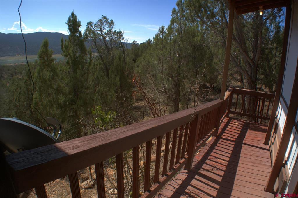 94 Eagles Place Property Photo 34