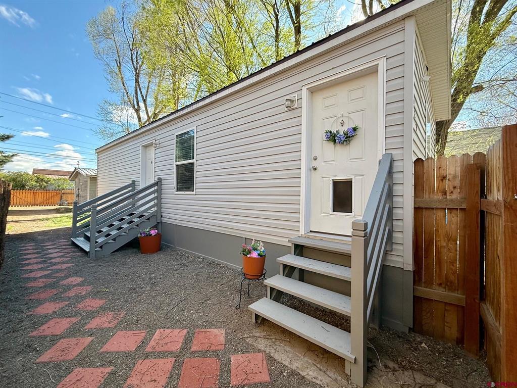 529 E Bridge Street Property Photo