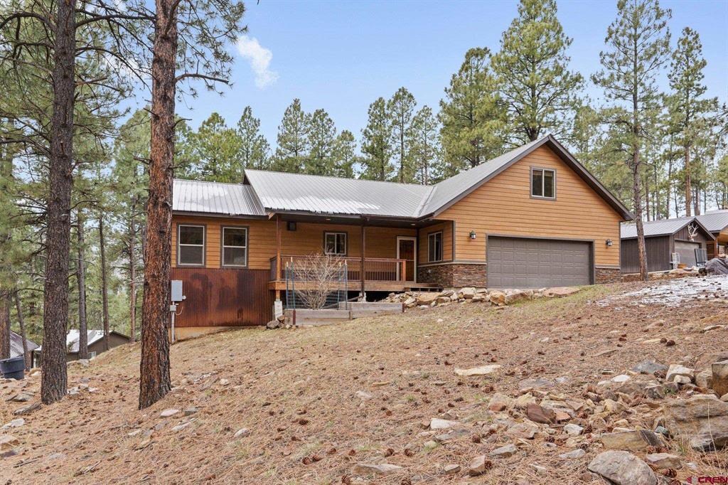 186 Spruce Way Property Photo