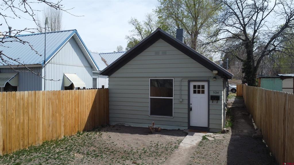 324 Grand Avenue Property Photo 1