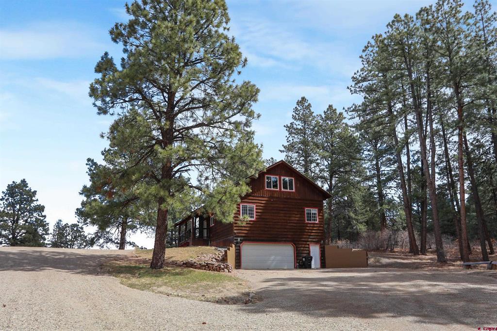 318 Silver Circle Property Photo 3