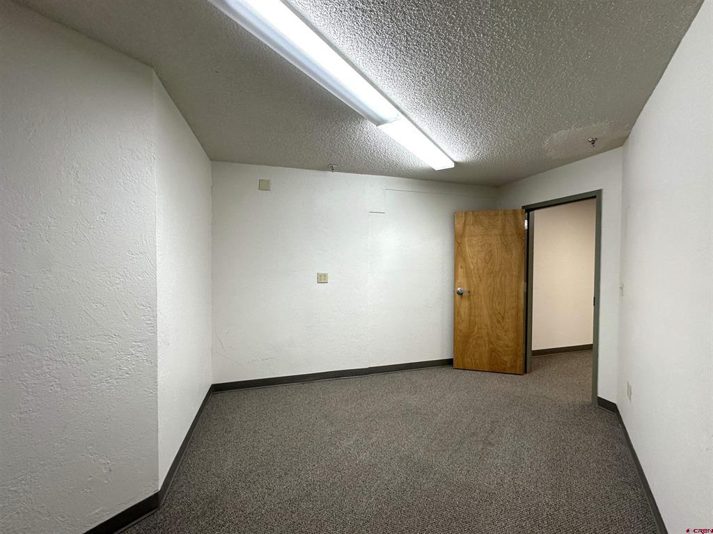 300 N Cascade Avenue Property Photo 11
