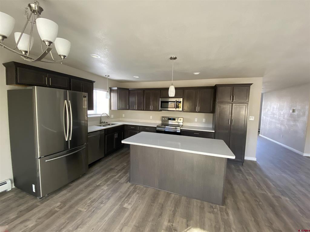 914 Douglas Drive Property Photo 14
