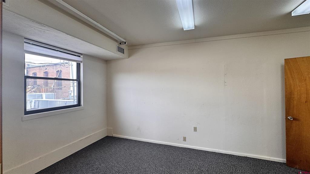 1211 Main Avenue Property Photo 4