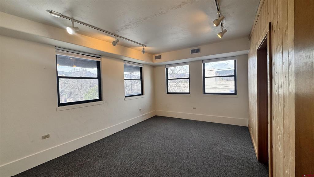 1211 Main Avenue Property Photo 2
