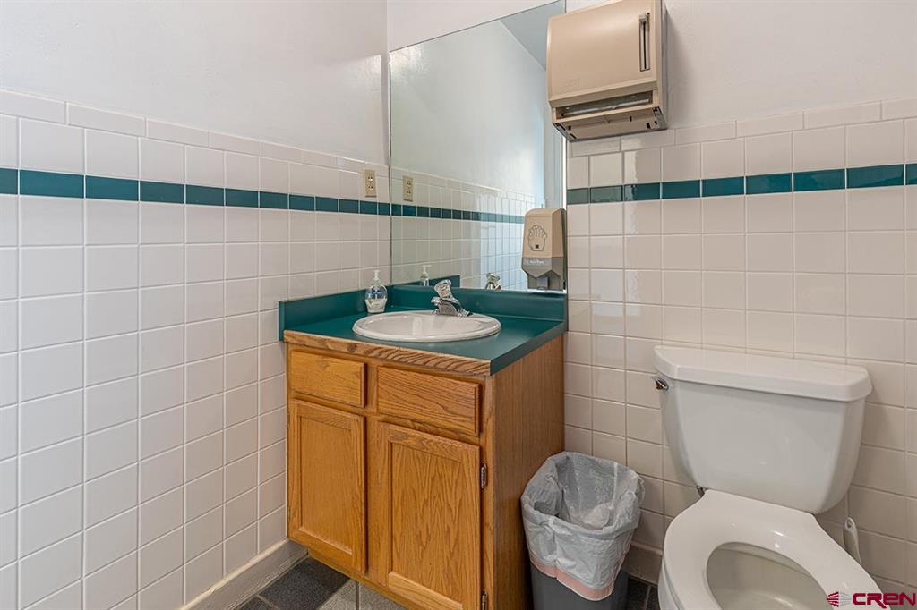 1211 Main Avenue Property Photo 11
