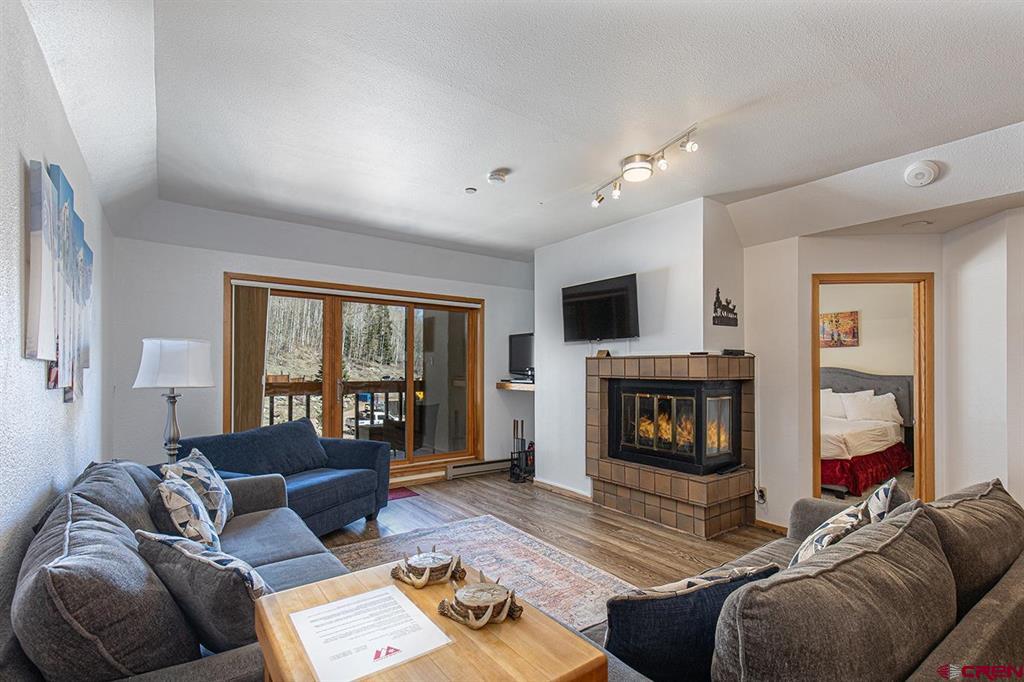 93 Needles Way Property Photo 3