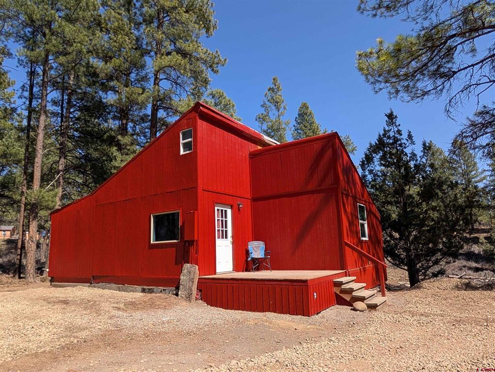 407 Simmons Drive Property Photo