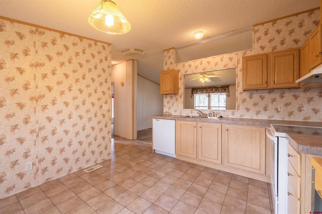 901 6530 Road Property Photo 8