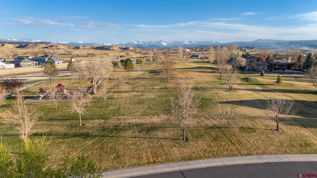 3518 Honey Locust Drive Property Photo 12