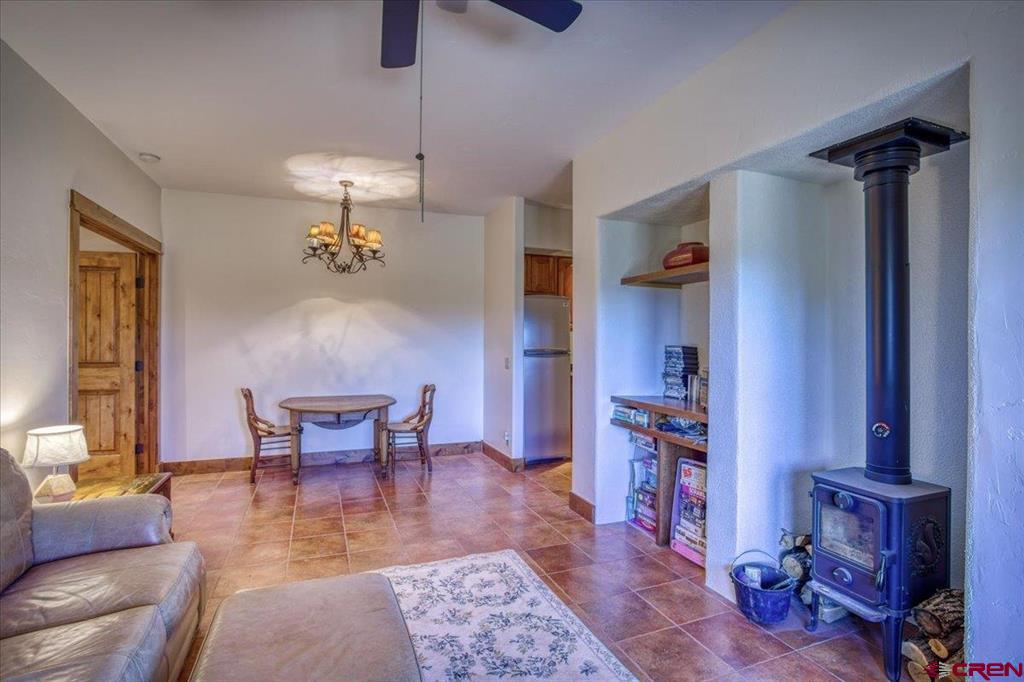 129 & 45 Kinley Court Property Photo 32