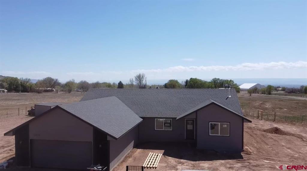 21070 North Road Property Photo