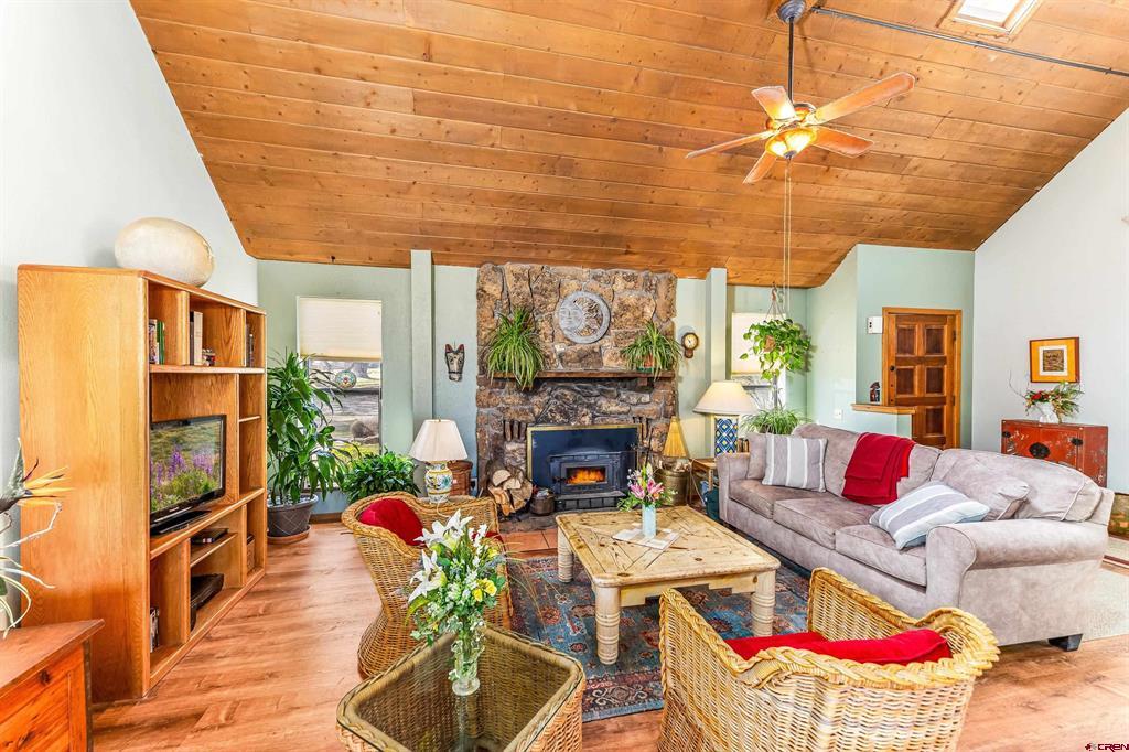 60805 Oasis Road Property Photo 3