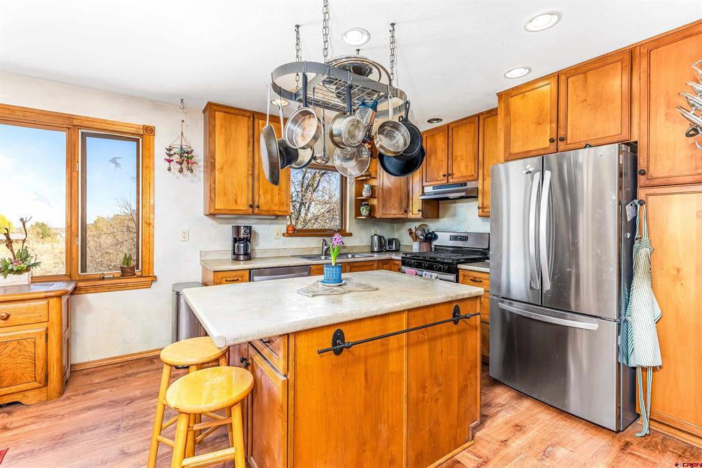 60805 Oasis Road Property Photo 5