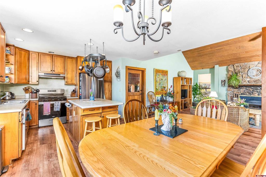 60805 Oasis Road Property Photo 6