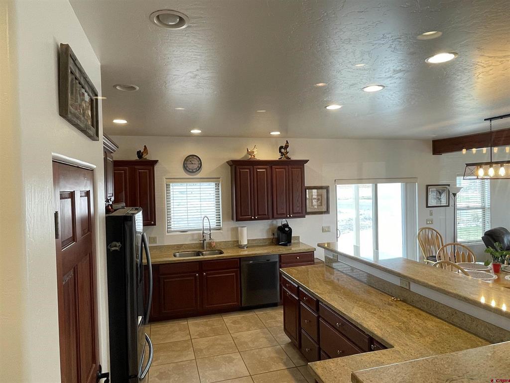 2271 Par Drive Property Photo 8