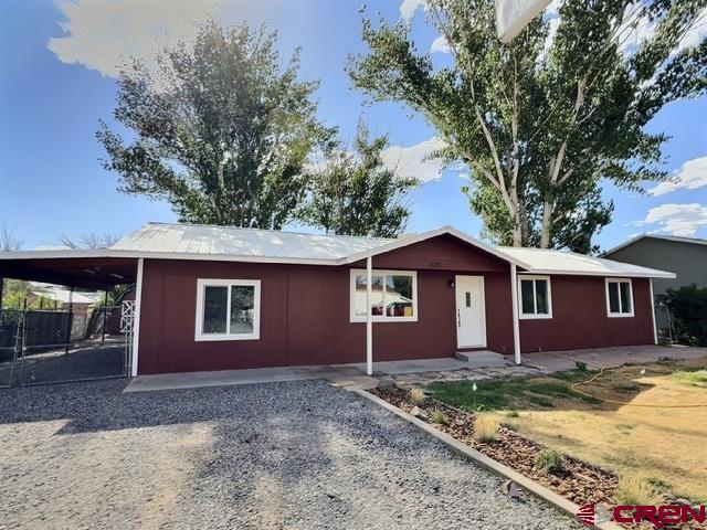 525 Sloan Street Property Photo 1