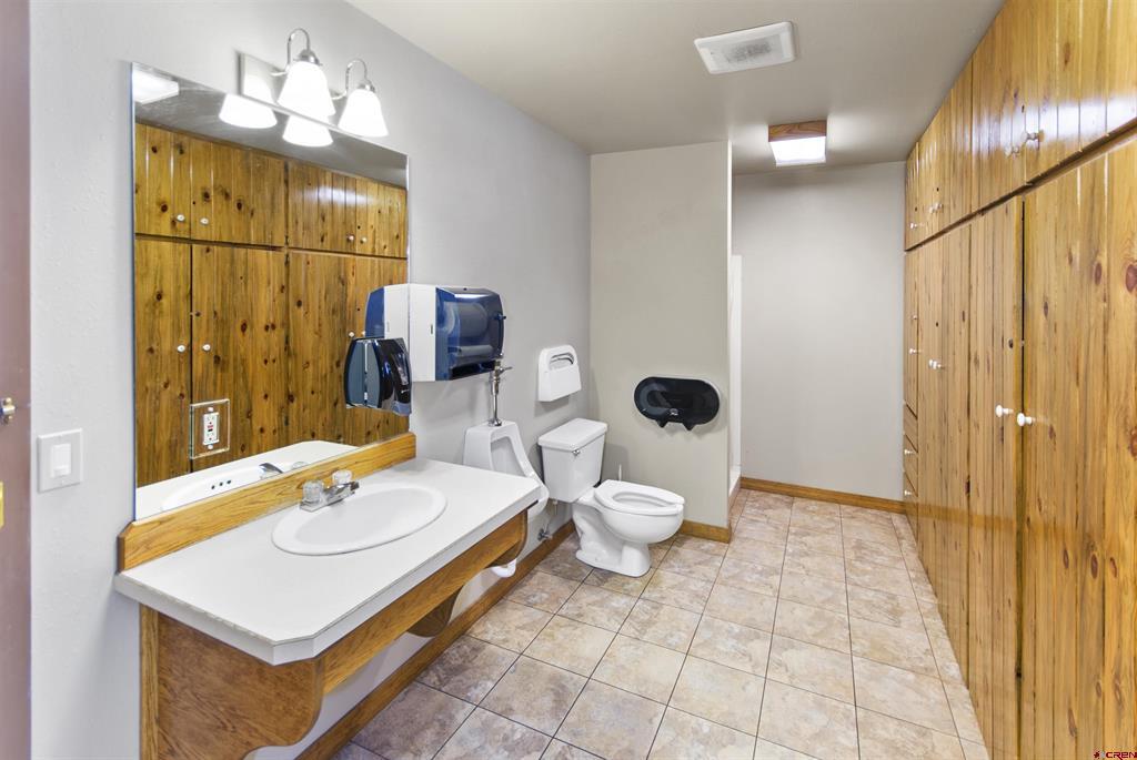 112 Village Square West Property Photo 15