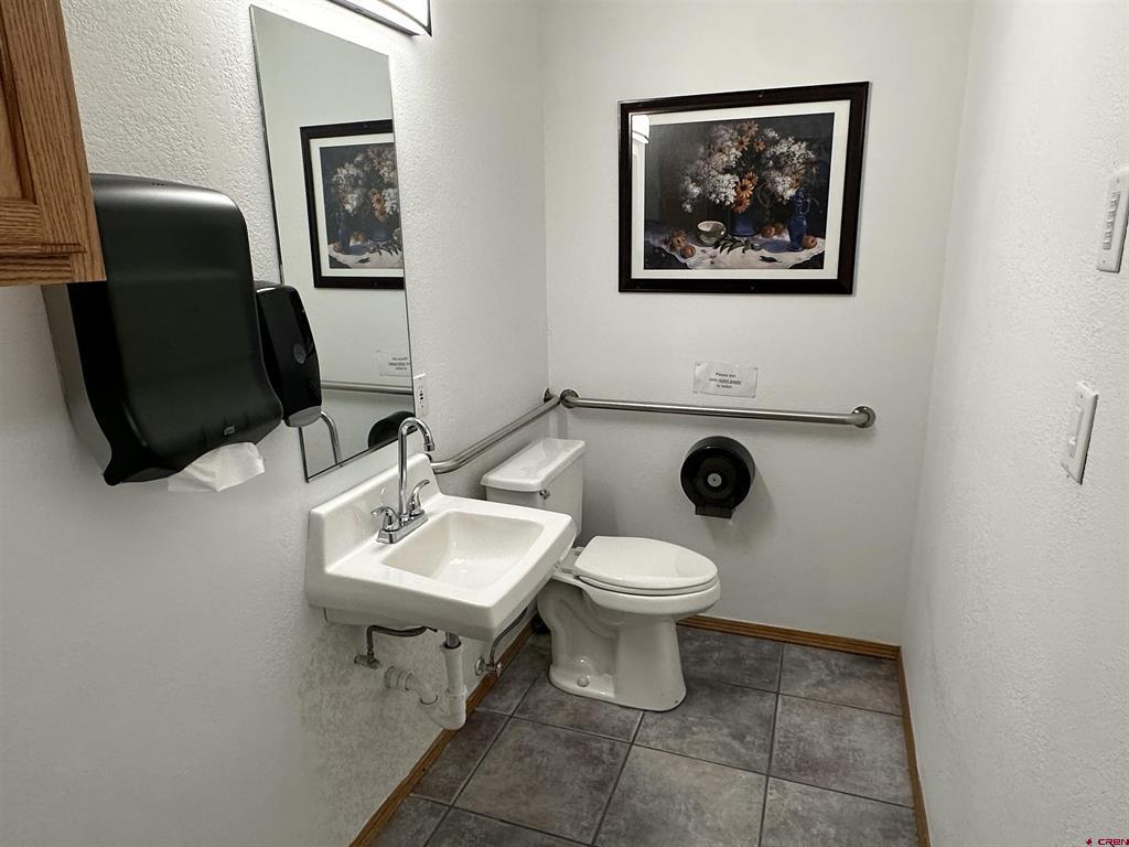357 N Mountain View Drive Property Photo 10