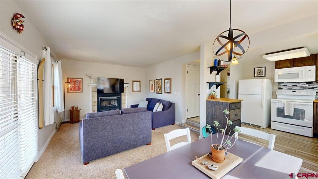 6 Ferringway Circle Property Photo 1