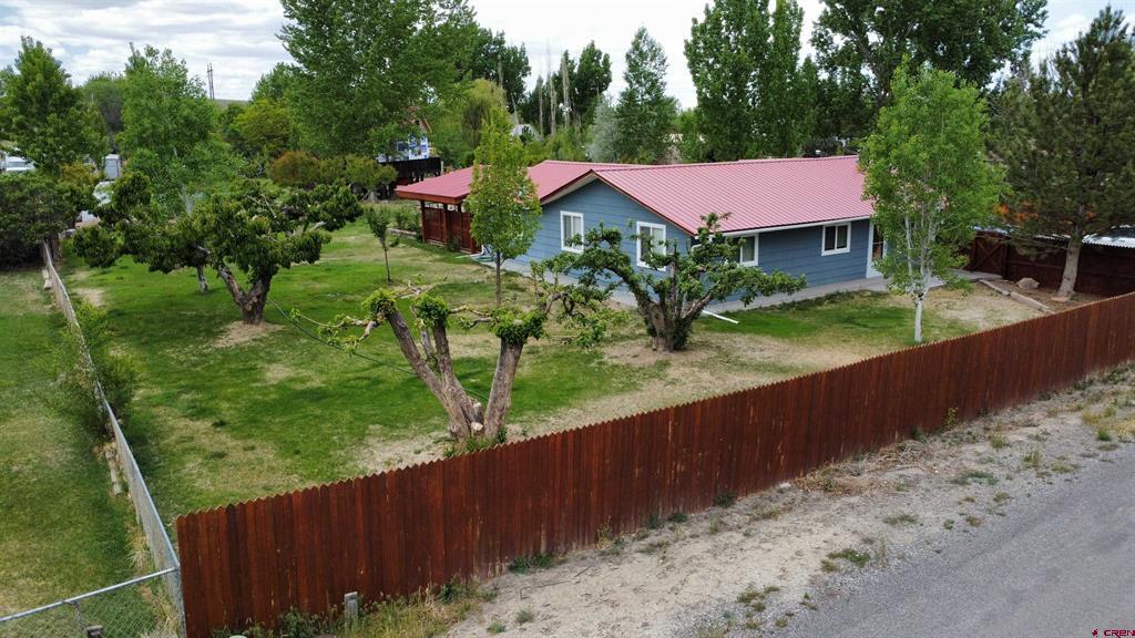 13467 L Road Property Photo 14