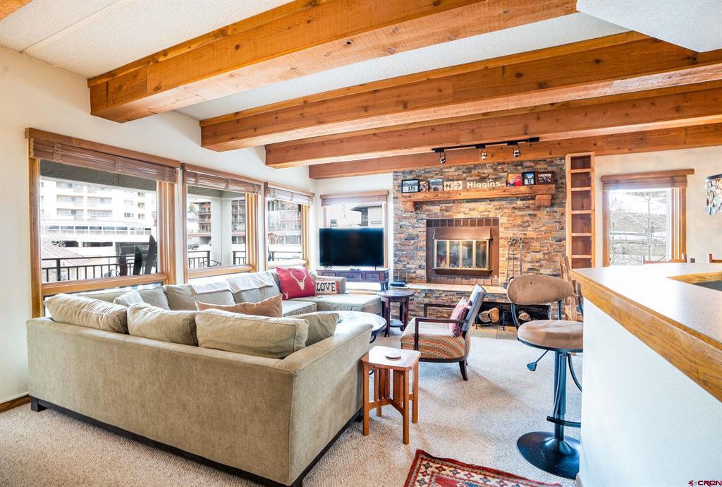 11 Snowmass Road Property Photo 3