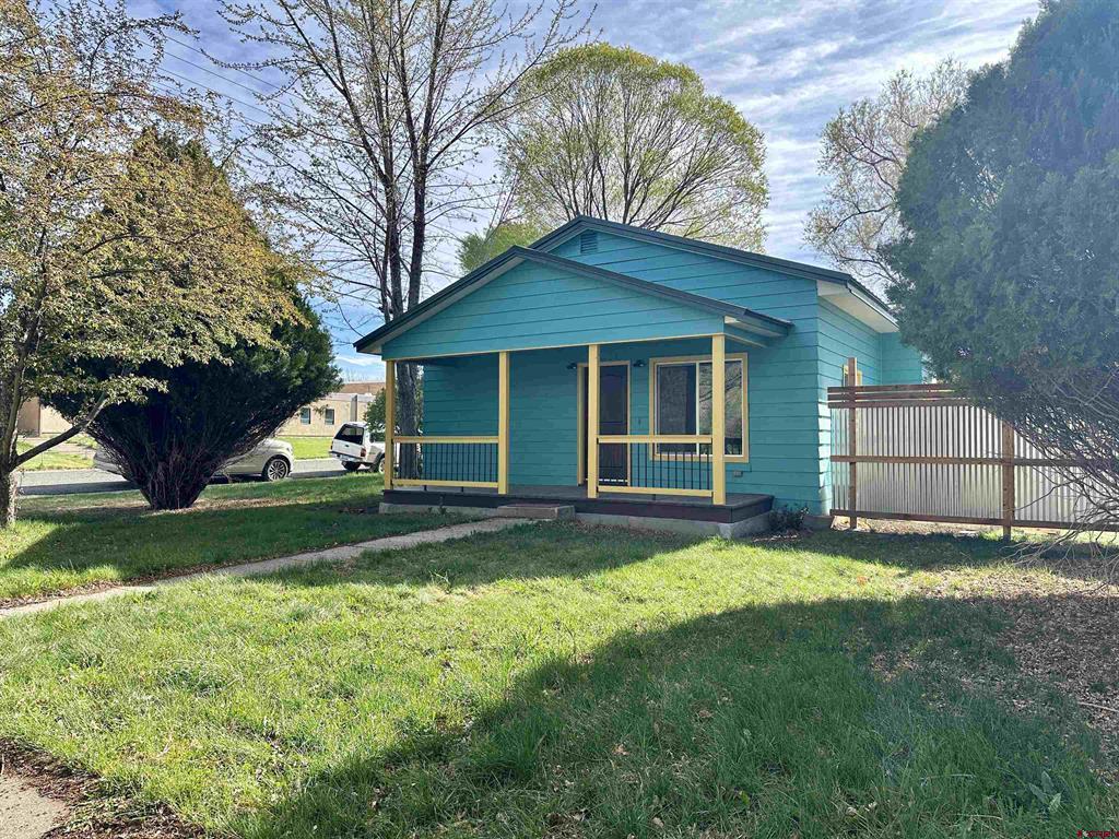 337 Grand Avenue Property Photo
