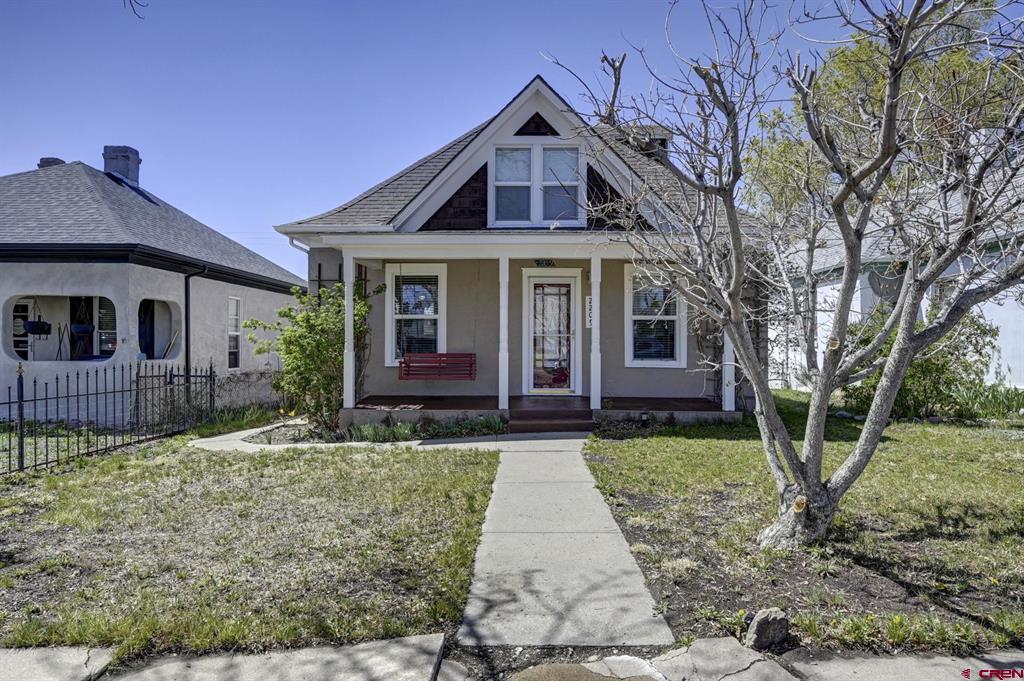 2209 Cedar Street Property Photo 1