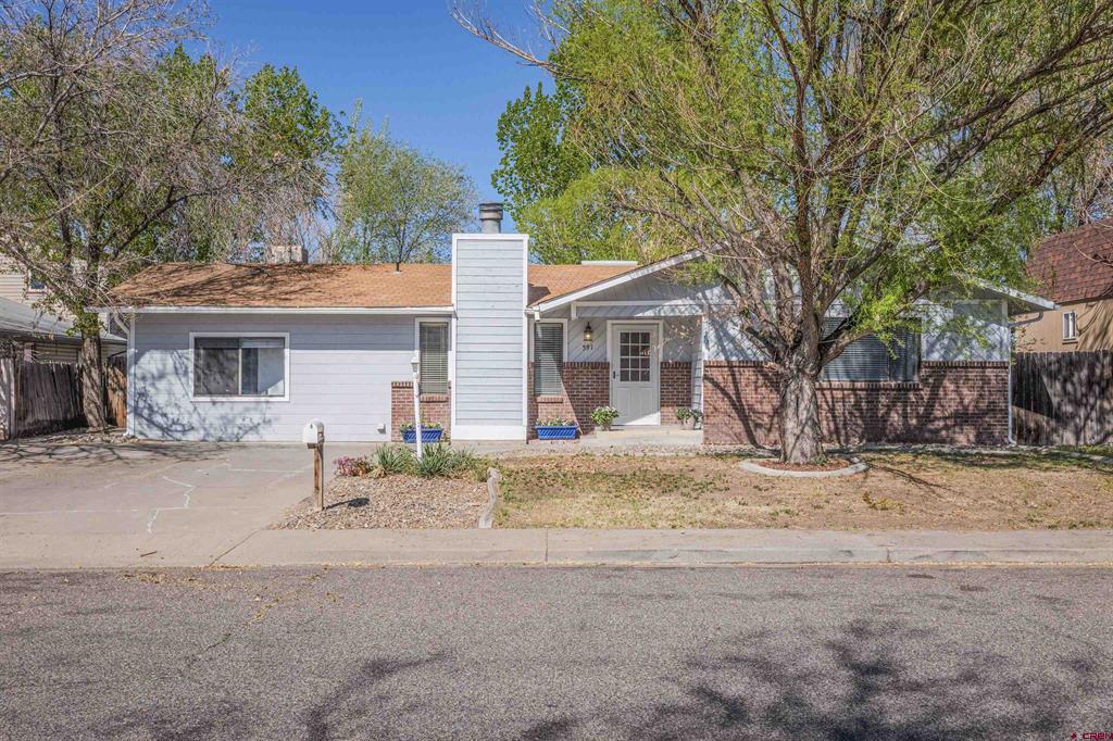 591 Redwing Lane