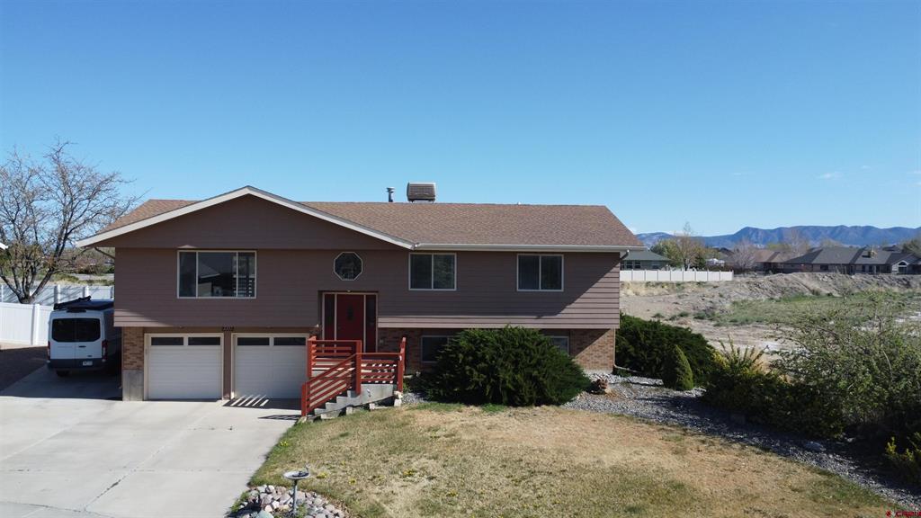 2337 James Street Property Photo