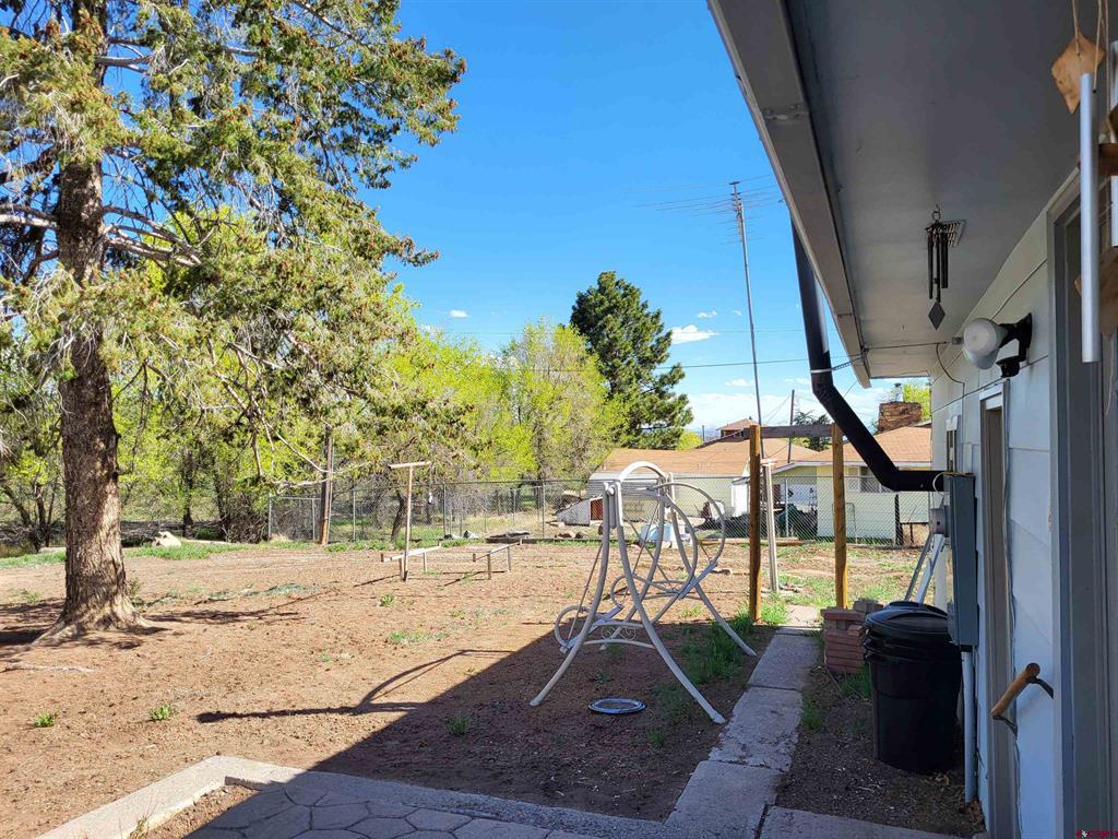 565 N Grand Mesa Drive Property Photo 4