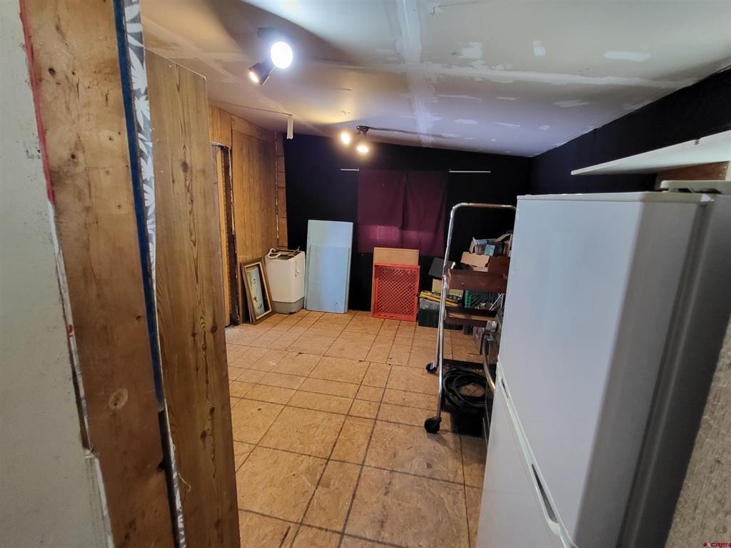 565 N Grand Mesa Drive Property Photo 24