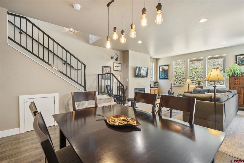 112 Spring Creek Village Place Property Photo 5