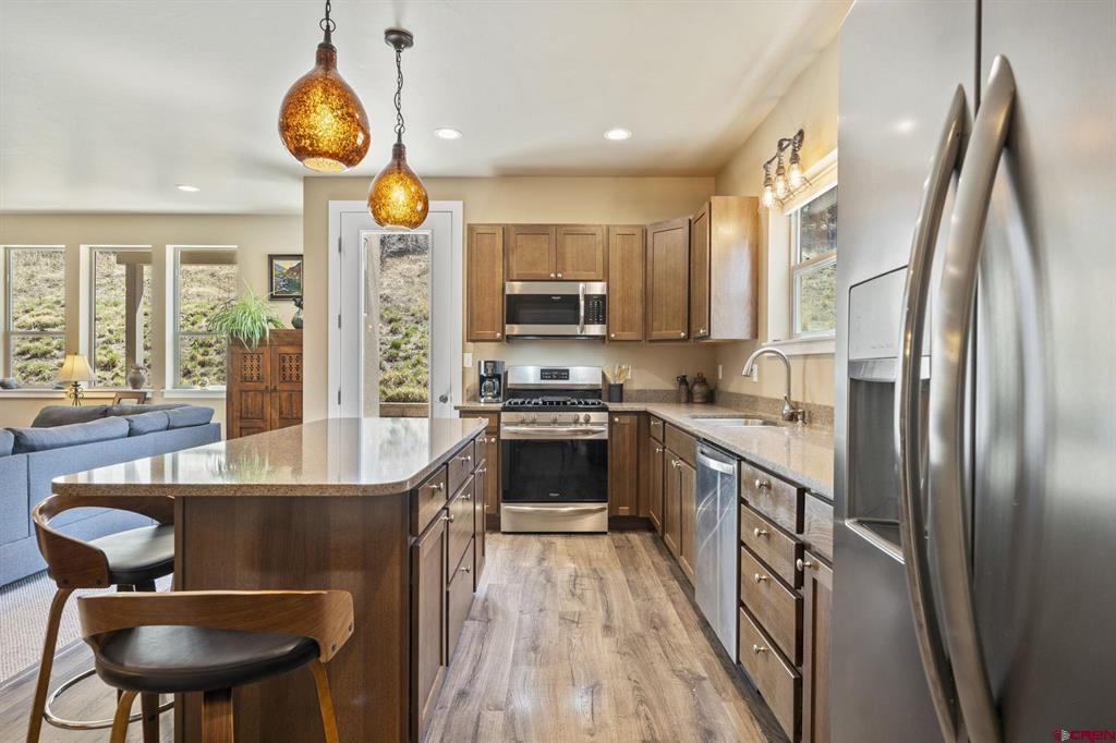112 Spring Creek Village Place Property Photo 11