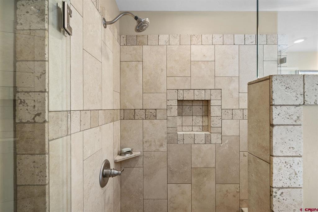 112 Spring Creek Village Place Property Photo 30