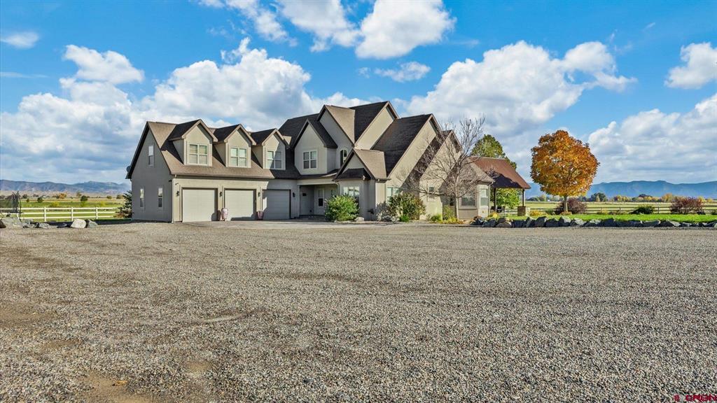 1516 13 Road Property Photo 1