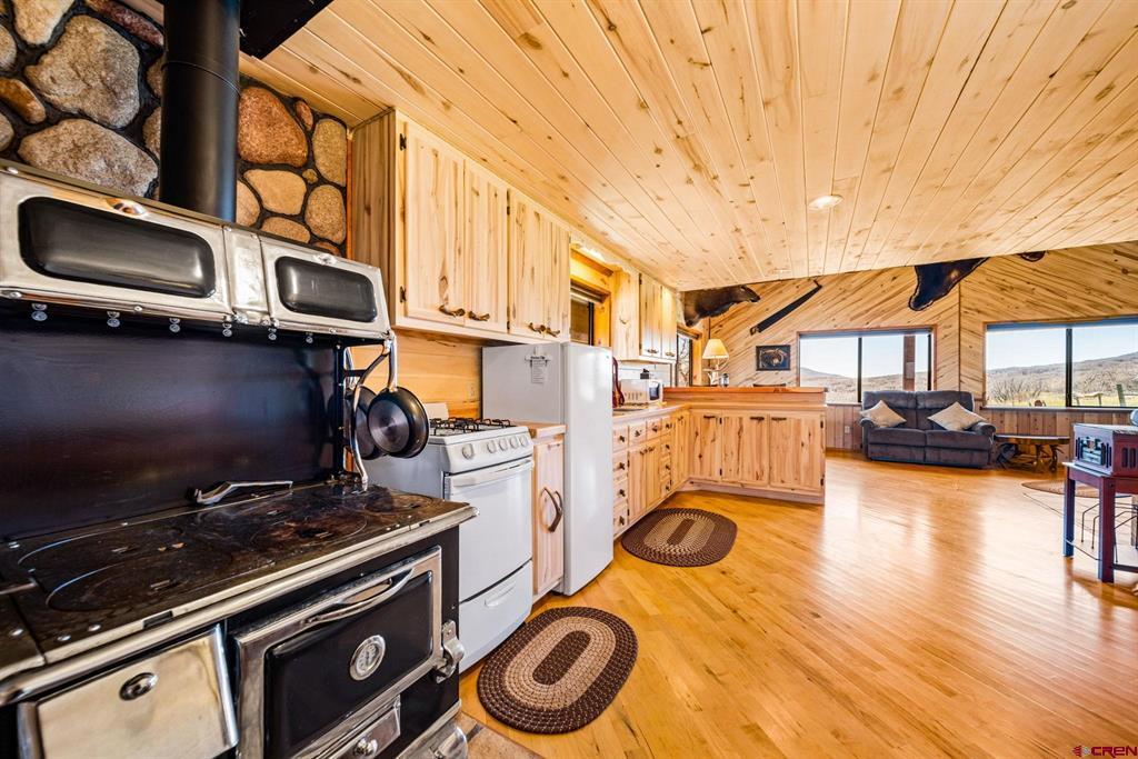 9401 Road 27.4 Property Photo 10
