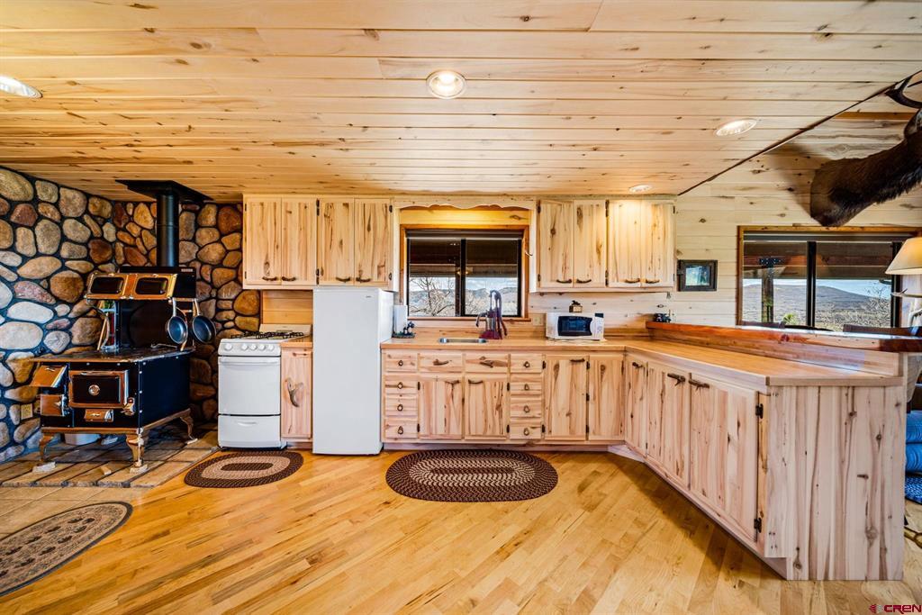 9401 Road 27.4 Property Photo 11
