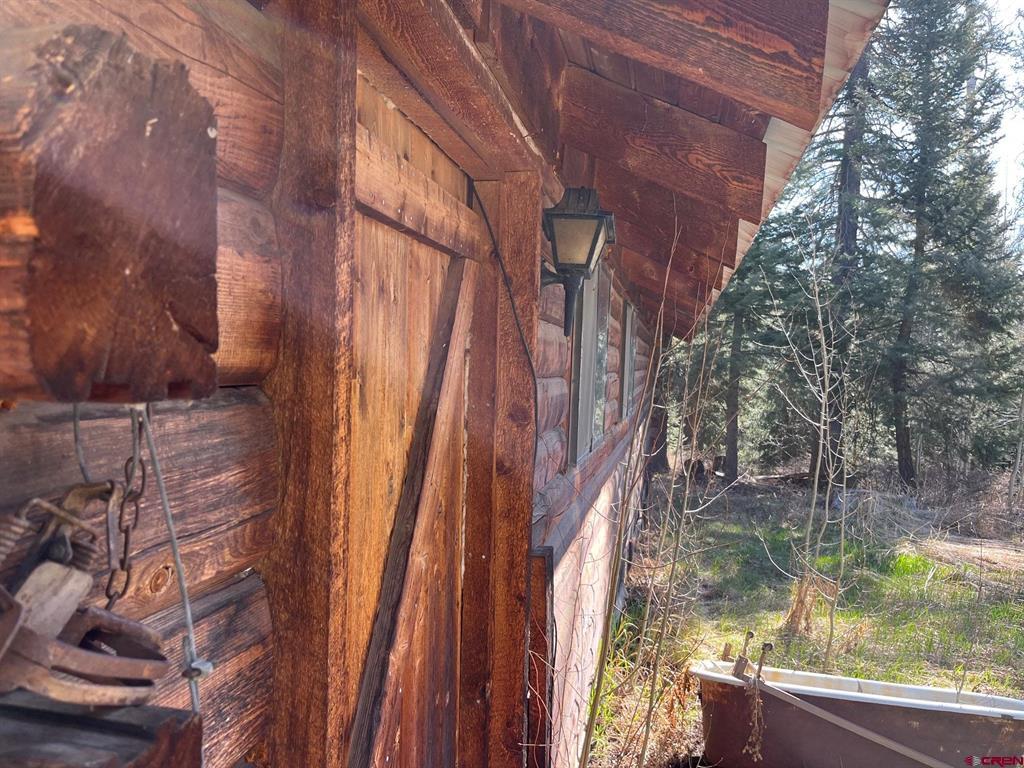 114 & 116 Meadowbrook Park Property Photo 5