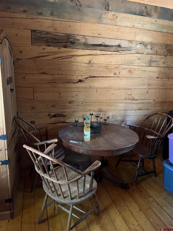 114 & 116 Meadowbrook Park Property Photo 9