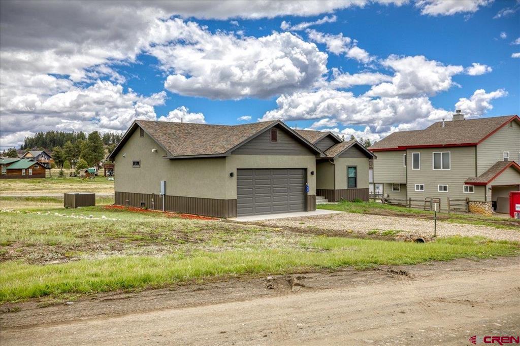 459 Saddle Circle Property Photo 1