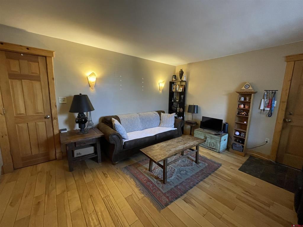 28 Whiterock Avenue Property Photo 1